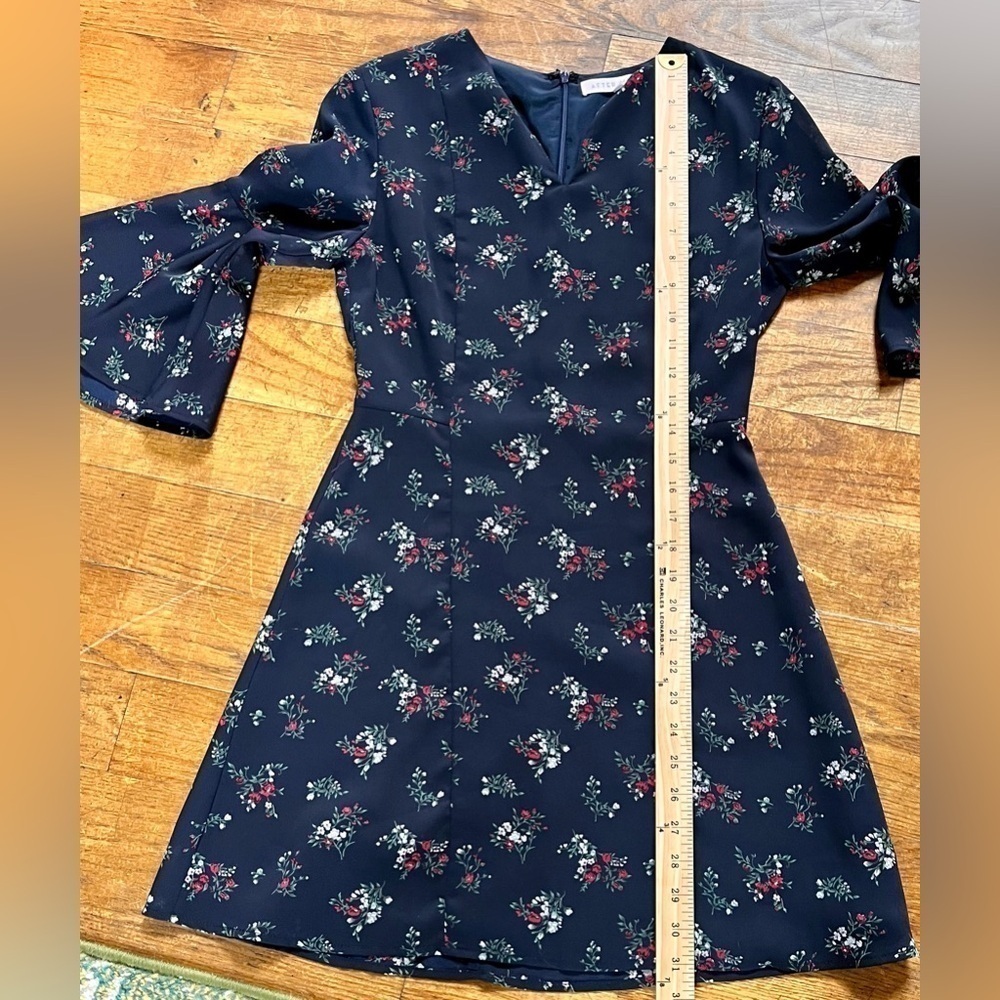 After Market Navy Blue Ditsy Floral Chiffon Mini Dress - 3/4 Bell Sleeve Size S - Picture 10 of 10